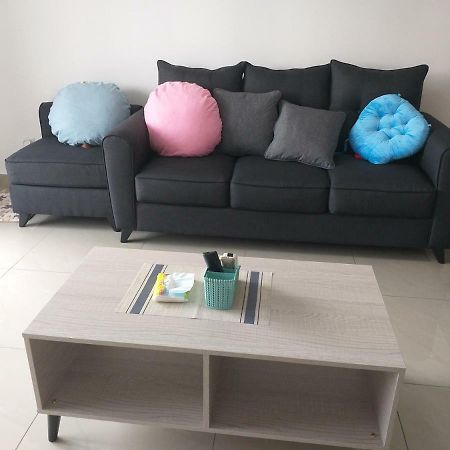 Kempas Indah @ The Secret Garden Homestay Johor Bahru Buitenkant foto